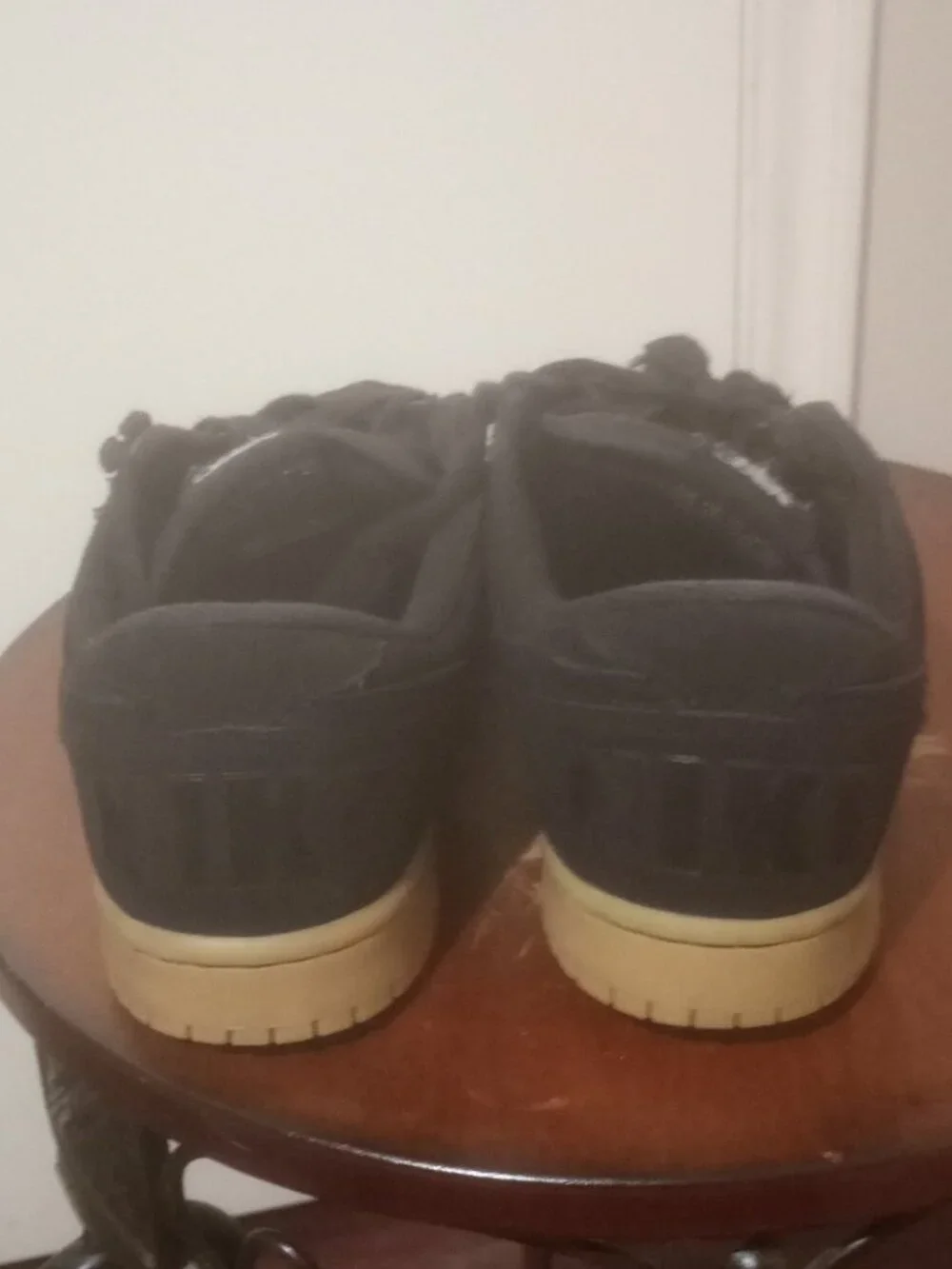 Big Nike Lux Low Black Snakeskin Gum Men's Size 8 Rare Edition